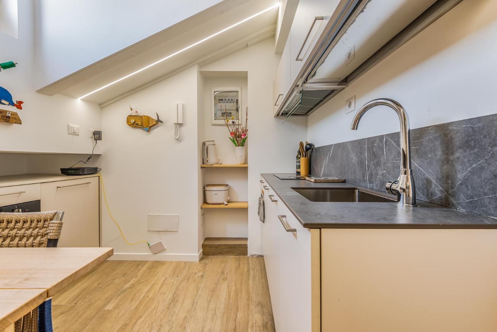 2 Pax Wi-fi Porta Ticinese Mailand